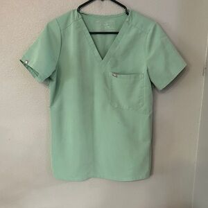 FIGS women’s Jade PO# 1770 size small scrub top. In excellent condition.